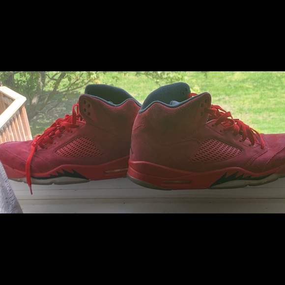 Air Jordan V Red Suede 2017 - Picture 3 of 5